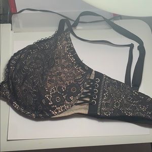 Black lace bra